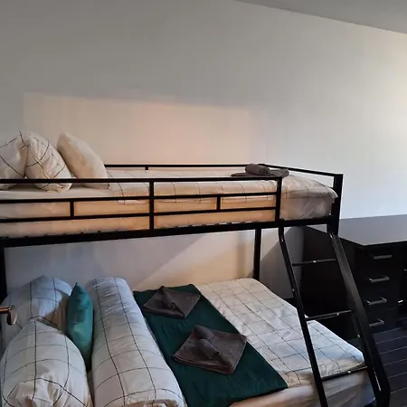 Apartman Family Aquarium Haven